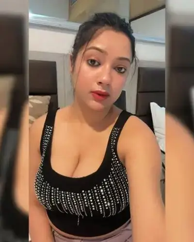 Call Girls Service Illambazar